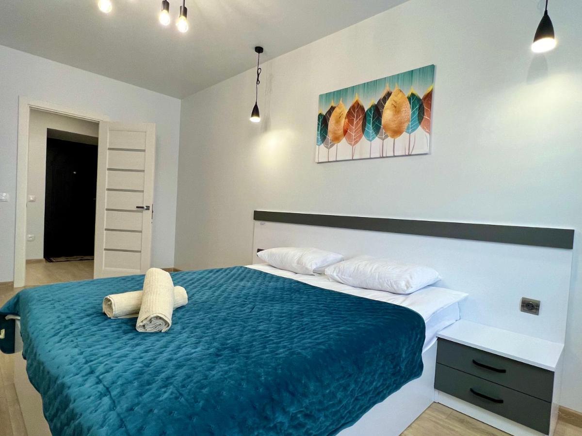 Apartment Premium In Center Ivano Frankivsk Bagian luar foto